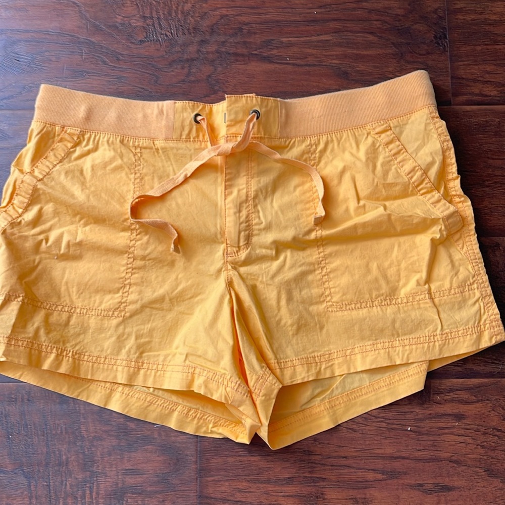 Pull on shorts